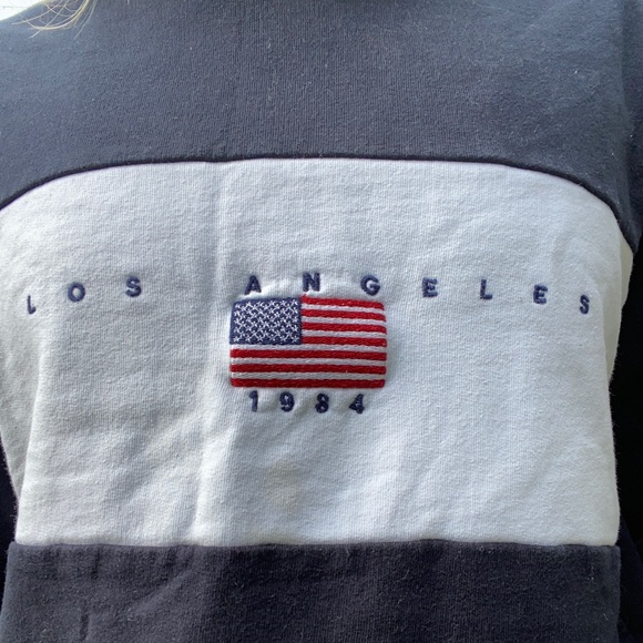 Brandy Melville Los Angeles Crewneck Sweatee - Picture 2 of 6